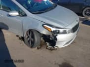 ✅ 2018 Kia Forte LX • VIN: 3KPFL4A78JE167011 • Lot: 43416622. Wystawiony na IAAI z przebiegiem 112 338 mil. Bezpłatny archiwum sprzedaży aukcyjnych z USA i szczegółowy raport historii pojazdu na DreamBid. Zdjęcie 6.