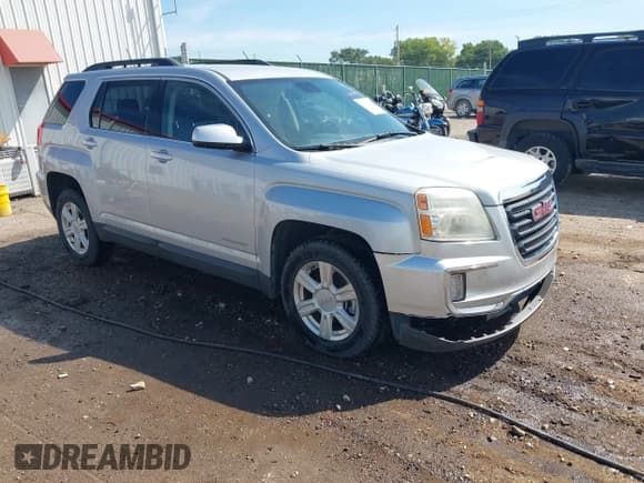 ✅ 2016 GMC Terrain SLE • VIN: 2GKALNEK8G6308042 • Lot: 43049047. Wystawiony na IAAI z przebiegiem 90 650 mil. Bezpłatny archiwum sprzedaży aukcyjnych z USA i szczegółowy raport historii pojazdu na DreamBid. Zdjęcie 1.