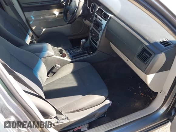 2006 Dodge Magnum с VIN 2D4FV47V76H364475, выставлен на аукционе IAAI как лот 41663619 с пробегом 279 555 миль миль и . История ставок и продаж доступна на DreamBid. Изображение 5.