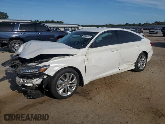✅ 2018 Honda Accord LX • VIN: 1HGCV1F19JA124401 • Lot: 83942625. Listed on Copart with 110,735 mi. Free auction sales archive from the USA and detailed vehicle history report at DreamBid. Image 1.