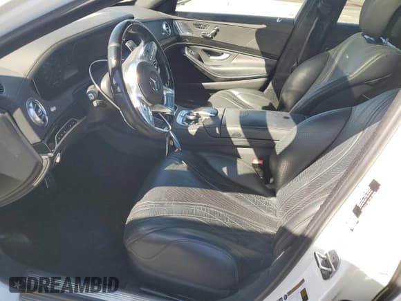 ✅ 2019 Mercedes-Benz S 63 AMG • VIN: WDDUG8JB2KA489435 • Lot: 48577715. Listed on Copart with 43,825 mi. Free auction sales archive from the USA and detailed vehicle history report at DreamBid. Image 7.