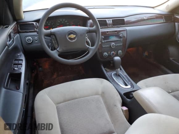 ✅ 2014 Chevrolet Impala LS • VIN: 2G1WA5E33E1139888 • Лот: 75657864. Опубликован ранее на Copart с пробегом 83 588 миль. Бесплатный доступ к архиву аукционных продаж из США и подробный отчёт об истории автомобиля на DreamBid. Изображение 8.