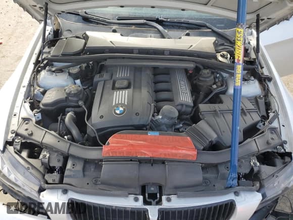 ✅ 2008 BMW 3 Series 328i • VIN: WBAVC57568NK78263 • Лот: 60245785. Опубликован ранее на Copart с пробегом Не указан. Бесплатный доступ к архиву аукционных продаж из США и подробный отчёт об истории автомобиля на DreamBid. Изображение 11.