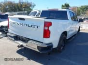 ✅ 2019 Chevrolet Silverado 1500 LT • VIN: 3GCPWCED1KG177455 • Lot: 43459254. Wystawiony na IAAI z przebiegiem 80 162 mil. Bezpłatny archiwum sprzedaży aukcyjnych z USA i szczegółowy raport historii pojazdu na DreamBid. Zdjęcie 4.