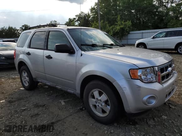 ✅ 2010 Ford Escape XLS • VIN: 1FMCU9C77AKC81617 • Лот: 65253915. Опубликован ранее на Copart с пробегом 150 852 миль. Бесплатный доступ к архиву аукционных продаж из США и подробный отчёт об истории автомобиля на DreamBid. Изображение 4.