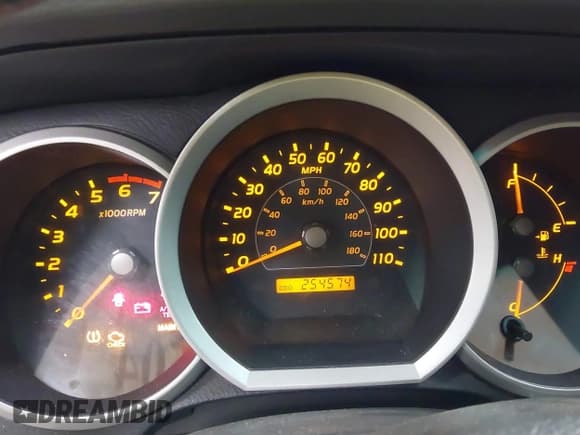 ✅ 2006 Toyota 4Runner SR5 • VIN: JTEBU14R668065890 • Лот: 41699504. Опубликован ранее на IAAI с пробегом 254 574 миль. Бесплатный доступ к архиву аукционных продаж из США и подробный отчёт об истории автомобиля на DreamBid. Изображение 7.