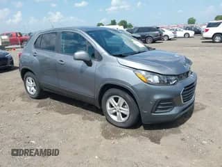 2020 Chevrolet Trax LS с VIN 3GNCJKSB3LL211700, выставлен на аукционе IAAI как лот 42544554 с пробегом 71 663 миль миль и . История ставок и продаж доступна на DreamBid. Изображение 1.