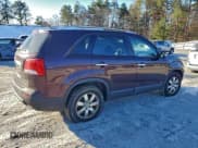 ✅ 2013 Kia Sorento LX • VIN: 5XYKTDA28DG309805 • Lot: 95451195. Listed on Copart with 138,554 mi. Free auction sales archive from the USA and detailed vehicle history report at DreamBid. Image 3.