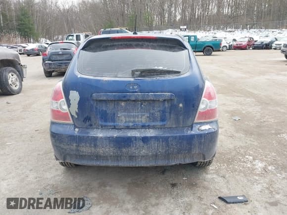 ✅ 2010 Hyundai Accent GS • VIN: KMHCM3ACXAU157584 • Лот: 41406776. Опубликован ранее на IAAI с пробегом 183 188 миль. Бесплатный доступ к архиву аукционных продаж из США и подробный отчёт об истории автомобиля на DreamBid. Изображение 16.