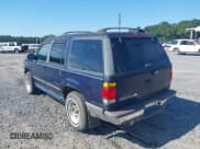 ✅ 1997 Ford Explorer XL • VIN: 1FMDU34E9VUC91672 • Lot: 42273914. Wystawiony na IAAI z przebiegiem 153 944 mil. Bezpłatny archiwum sprzedaży aukcyjnych z USA i szczegółowy raport historii pojazdu na DreamBid. Zdjęcie 3.