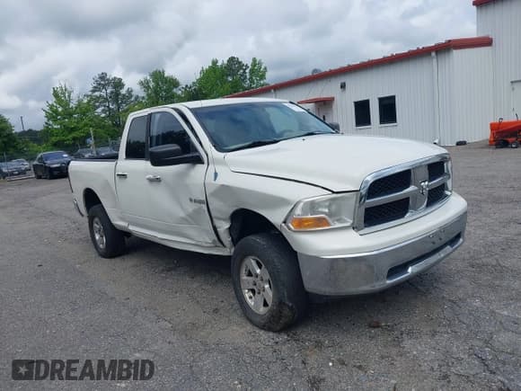 ✅ 2009 Dodge 1500 TRX • VIN: 1D3HV18P09S797564 • Lot: 41989072. Wystawiony na IAAI z przebiegiem 187 278 mil. Bezpłatny archiwum sprzedaży aukcyjnych z USA i szczegółowy raport historii pojazdu na DreamBid. Zdjęcie 1.