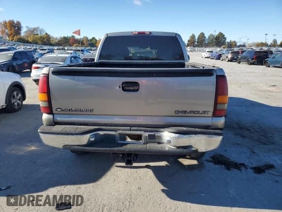 ✅ 2000 Chevrolet Silverado 2500 LS • VIN: 1GCGK29U9YE263693 • Лот: 91637375. Опубликован ранее на Copart с пробегом 126 115 миль. Бесплатный доступ к архиву аукционных продаж из США и подробный отчёт об истории автомобиля на DreamBid. Изображение 6.