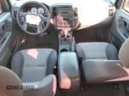 ✅ 2007 Ford Escape XLS • VIN: 1FMYU02Z07KA21945 • Lot: 46545535. Listed on Copart with Not provided. Free auction sales archive from the USA and detailed vehicle history report at DreamBid. Image 8.