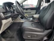 ✅ 2024 Kia Carnival LX • VIN: KNDNB4H31R6440244 • Лот: 81930885. Опубликован ранее на Copart с пробегом 16 741 миль. Бесплатный доступ к архиву аукционных продаж из США и подробный отчёт об истории автомобиля на DreamBid. Изображение 7.