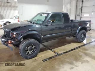 ✅ 1998 Chevrolet S-10 LS • VIN: 1GCCT19W7W8116291 • Лот: 68867615. Опубликован ранее на Copart с пробегом 129 205 миль. Бесплатный доступ к архиву аукционных продаж из США и подробный отчёт об истории автомобиля на DreamBid. Изображение 1.