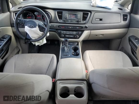 ✅ 2015 Kia Sedona LX • VIN: KNDMB5C18F6050342 • Лот: 72238184. Опубликован ранее на Copart с пробегом 278 218 миль. Бесплатный доступ к архиву аукционных продаж из США и подробный отчёт об истории автомобиля на DreamBid. Изображение 8.