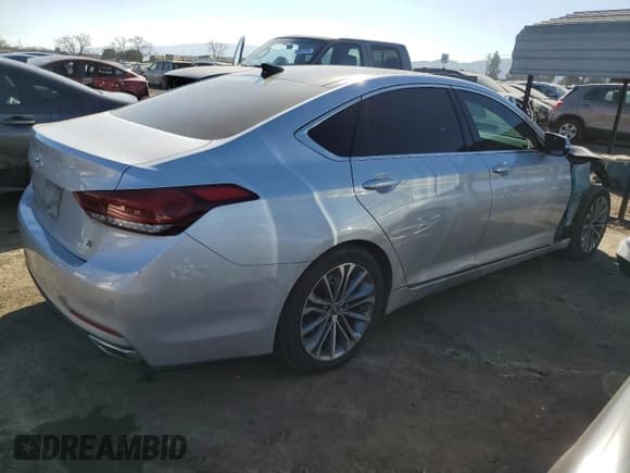 ✅ 2015 Hyundai Genesis 3.8L • VIN: KMHGN4JE6FU068172 • Lot: 89405525. Wystawiony na Copart z przebiegiem 126 223 mil. Bezpłatny archiwum sprzedaży aukcyjnych z USA i szczegółowy raport historii pojazdu na DreamBid. Zdjęcie 3.