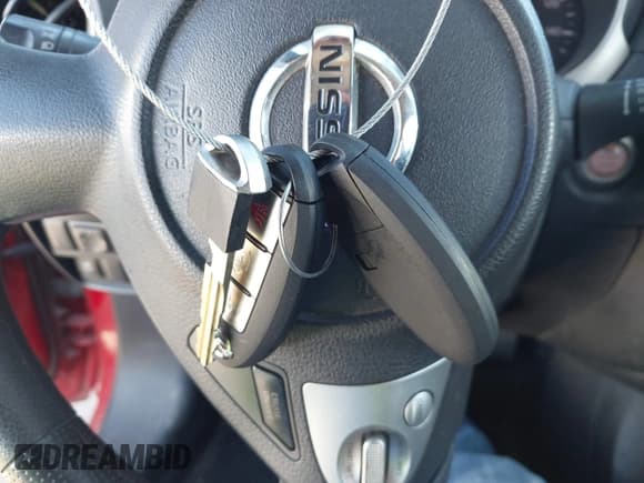 ✅ 2015 Nissan Juke S • VIN: JN8AF5MR0FT509493 • Lot: 43687845. Wystawiony na IAAI z przebiegiem 190 441 mil. Bezpłatny archiwum sprzedaży aukcyjnych z USA i szczegółowy raport historii pojazdu na DreamBid. Zdjęcie 11.