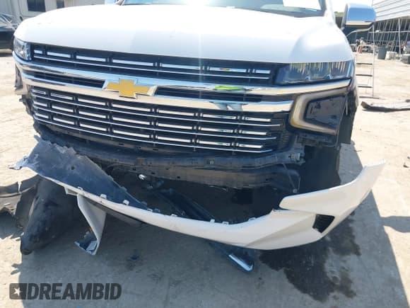 ✅ 2023 Chevrolet Tahoe Premier • VIN: 1GNSCSKD3PR126748 • Lot: 42941709. Wystawiony na IAAI z przebiegiem 59 541 mil. Bezpłatny archiwum sprzedaży aukcyjnych z USA i szczegółowy raport historii pojazdu na DreamBid. Zdjęcie 6.