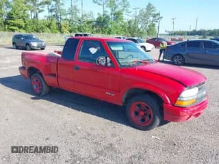 ✅ 2000 Chevrolet S-10 LS • VIN: 1GCCS1957Y8281688 • Лот: 42932927. Опубликован ранее на IAAI с пробегом 190 670 миль. Бесплатный доступ к архиву аукционных продаж из США и подробный отчёт об истории автомобиля на DreamBid. Изображение 1.