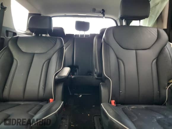 2024 Hyundai Palisade SEL z VIN KM8R44GE8RU773644, wystawiony jako Copart lot #90564845 z przebiegiem 16 827 mil mil oraz Nie do naprawy • Non repairable. Historia ofert i sprzedaży dostępna na DreamBid. Obrazek 10.