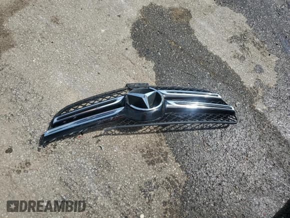 ✅ 2018 Mercedes-Benz GLE 43 AMG • VIN: 4JGDA6EB4JB009202 • Лот: 69899725. Опубликован ранее на Copart с пробегом 203 901 миль. Бесплатный доступ к архиву аукционных продаж из США и подробный отчёт об истории автомобиля на DreamBid. Изображение 13.