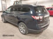 ✅ 2017 Chevrolet Traverse LT • VIN: 1GNKVHKD8HJ113118 • Lot: 41978976. Wystawiony na IAAI z przebiegiem 137 384 mil. Bezpłatny archiwum sprzedaży aukcyjnych z USA i szczegółowy raport historii pojazdu na DreamBid. Zdjęcie 3.