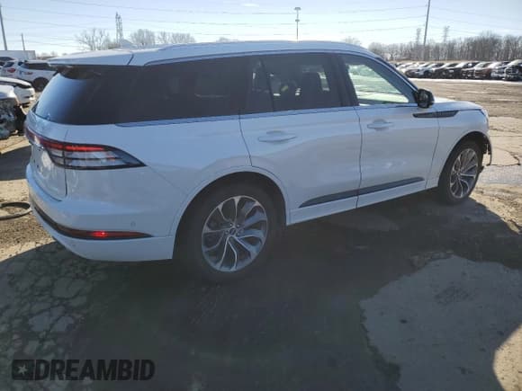 ✅ 2023 Lincoln Aviator Grand Touring • VIN: 5LMYJ8XYXPNL01407 • Лот: 42581955. Опубликован ранее на Copart с пробегом 28 349 миль. Бесплатный доступ к архиву аукционных продаж из США и подробный отчёт об истории автомобиля на DreamBid. Изображение 3.