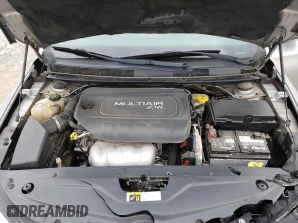 ✅ 2015 Chrysler 200 Limited • VIN: 1C3CCCAB9FN700895 • Lot: 59985165. Listed on Copart with 146,753 mi. Free auction sales archive from the USA and detailed vehicle history report at DreamBid. Image 11.