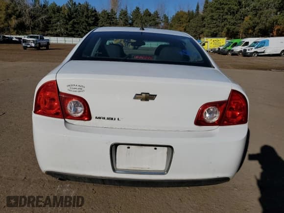 ✅ 2011 Chevrolet Malibu 1LT • VIN: 1G1ZC5E11BF129886 • Lot: 77652764. Listed on Copart with 107,777 mi. Free auction sales archive from the USA and detailed vehicle history report at DreamBid. Image 6.
