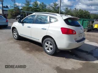 ✅ 2014 Nissan Rogue S • VIN: JN8AS5MV0EW706878 • Lot: 43399714. Wystawiony na IAAI z przebiegiem 139 135 mil. Bezpłatny archiwum sprzedaży aukcyjnych z USA i szczegółowy raport historii pojazdu na DreamBid. Zdjęcie 3.