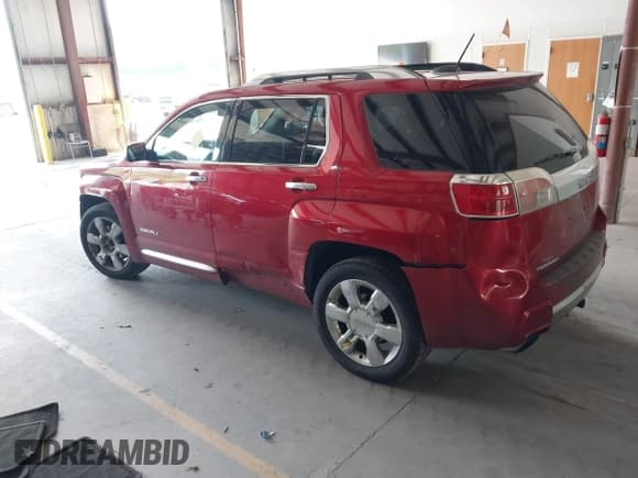 ✅ 2015 GMC Terrain Denali • VIN: 2GKFLUE33F6423476 • Лот: 42834995. Опубликован ранее на IAAI с пробегом 125 320 миль. Бесплатный доступ к архиву аукционных продаж из США и подробный отчёт об истории автомобиля на DreamBid. Изображение 3.