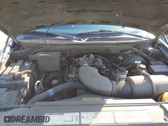 ✅ 1998 Ford Expedition XLT • VIN: 1FMRU1763WLB16405 • Lot: 41311254. Listed on IAAI with 265,781 mi. Free auction sales archive from the USA and detailed vehicle history report at DreamBid. Image 10.