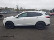 ✅ 2019 Acura RDX • VIN: 5J8TC2H35KL026613 • Lot: 43438285. Wystawiony na IAAI z przebiegiem 88 298 mil. Bezpłatny archiwum sprzedaży aukcyjnych z USA i szczegółowy raport historii pojazdu na DreamBid. Zdjęcie 14.