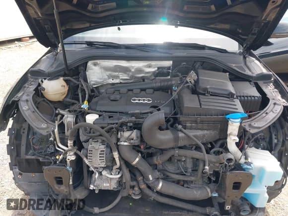 ✅ 2016 Audi Q3 Premium Plus • VIN: WA1EFCFS8GR020334 • Lot: 42584731. Listed on IAAI with 95,285 mi. Free auction sales archive from the USA and detailed vehicle history report at DreamBid. Image 10.