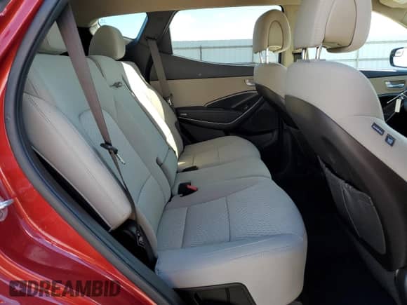 ✅ 2018 Hyundai Santa Fe 2.4L • VIN: 5XYZU3LB0JG504621 • Lot: 86828265. Wystawiony na Copart z przebiegiem 42 191 mil. Bezpłatny archiwum sprzedaży aukcyjnych z USA i szczegółowy raport historii pojazdu na DreamBid. Zdjęcie 11.