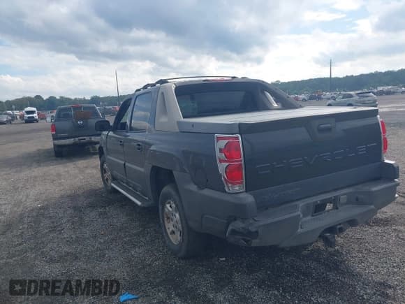 ✅ 2003 Chevrolet Avalanche • VIN: 3GNEC13T23G140969 • Лот: 43279991. Опубликован ранее на IAAI с пробегом 148 986 миль. Бесплатный доступ к архиву аукционных продаж из США и подробный отчёт об истории автомобиля на DreamBid. Изображение 3.