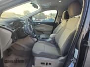 ✅ 2014 Ford Escape SE • VIN: 1FMCU0GXXEUB38869 • Lot: 92615655. Wystawiony na Copart z przebiegiem 105 755 mil. Bezpłatny archiwum sprzedaży aukcyjnych z USA i szczegółowy raport historii pojazdu na DreamBid. Zdjęcie 7.