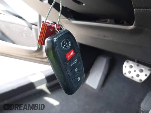 2025 Toyota Camry LE с VIN 4T1DAACK2SU118351, выставлен на аукционе IAAI как лот 42477857 с пробегом 4 433 миль миль и . История ставок и продаж доступна на DreamBid. Изображение 11.