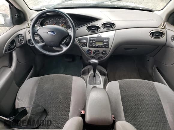 ✅ 2002 Ford Focus ZX5 • VIN: 3FAFP37302R117061 • Lot: 57556465. Listed on Copart with Not provided. Free auction sales archive from the USA and detailed vehicle history report at DreamBid. Image 8.
