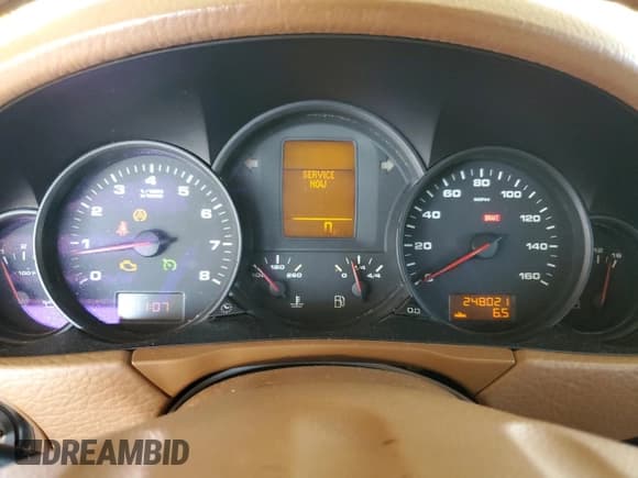 ✅ 2004 Porsche Cayenne • VIN: WP1AA29P74LA24053 • Лот: 69497125. Опубликован ранее на Copart с пробегом 248 021 миль. Бесплатный доступ к архиву аукционных продаж из США и подробный отчёт об истории автомобиля на DreamBid. Изображение 9.