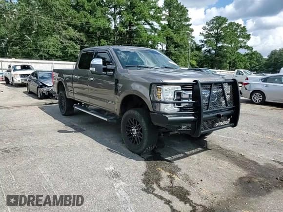 ✅ 2019 Ford F-250 XL • VIN: 1FT7W2BT7KEG72952 • Lot: 69014915. Listed on Copart with 121,863 mi. Free auction sales archive from the USA and detailed vehicle history report at DreamBid. Image 13.
