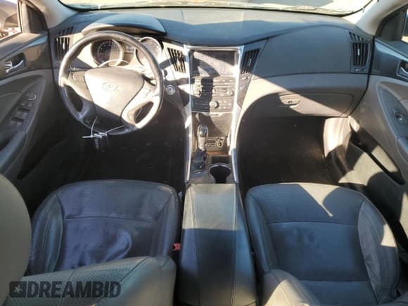 ✅ 2014 Hyundai Sonata SE • VIN: 5NPEC4AC8EH812265 • Lot: 91637795. Wystawiony na Copart z przebiegiem 177 462 mil. Bezpłatny archiwum sprzedaży aukcyjnych z USA i szczegółowy raport historii pojazdu na DreamBid. Zdjęcie 8.