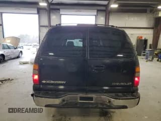 ✅ 2003 Chevrolet Suburban Z71 • VIN: 3GNFK16T23G306247 • Лот: 87797925. Опубликован ранее на Copart с пробегом Не указан. Бесплатный доступ к архиву аукционных продаж из США и подробный отчёт об истории автомобиля на DreamBid. Изображение 6.