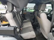 ✅ 2007 Jeep Wrangler Unlimited X • VIN: 1J4GA391X7L105351 • Лот: 67572415. Опубликован ранее на Copart с пробегом 233 948 миль. Бесплатный доступ к архиву аукционных продаж из США и подробный отчёт об истории автомобиля на DreamBid. Изображение 10.