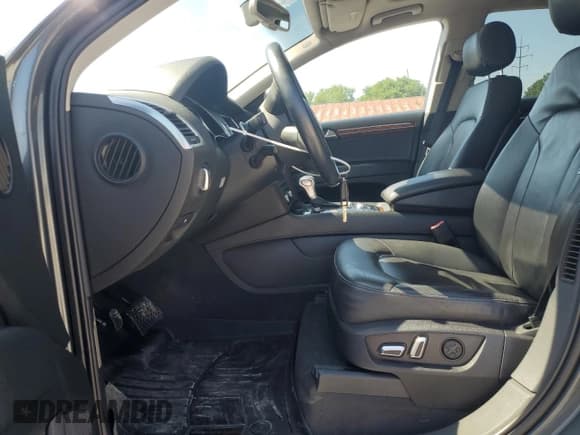 ✅ 2012 Audi Q7 Premium Plus • VIN: WA1LMAFE4CD009754 • Lot: 63566565. Listed on Copart with 149,651 mi. Free auction sales archive from the USA and detailed vehicle history report at DreamBid. Image 7.