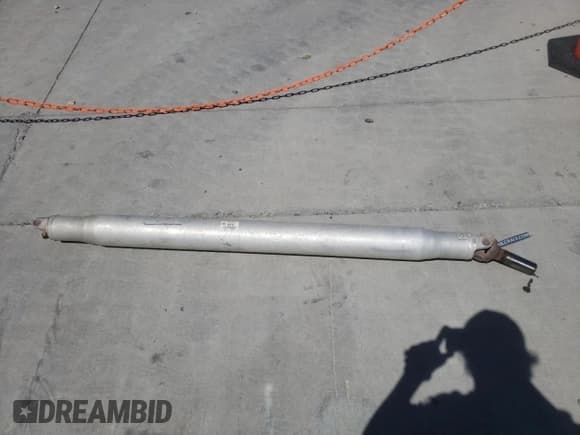 ✅ 2010 GMC Sierra 1500 • VIN: 3GTXKVE28AG143985 • Lot: 67787004. Wystawiony na Copart z przebiegiem Nie podano. Bezpłatny archiwum sprzedaży aukcyjnych z USA i szczegółowy raport historii pojazdu na DreamBid. Zdjęcie 12.