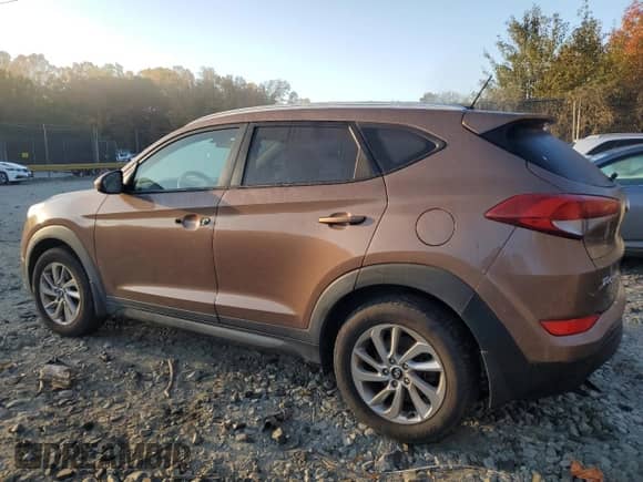 2016 Hyundai Tucson SE с VIN KM8J3CA41GU023686, выставлен на аукционе Copart как лот 78132164 с пробегом 142 385 миль миль и Списание • Salvage title. История ставок и продаж доступна на DreamBid. Изображение 2.