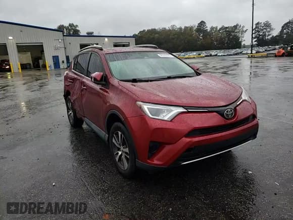 ✅ 2018 Toyota RAV4 XLE • VIN: 2T3WFREV8JW493182 • Lot: 90342445. Listed on Copart with 81,228 mi. Free auction sales archive from the USA and detailed vehicle history report at DreamBid. Image 14.
