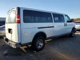 2008 Chevrolet Express Passenger с VIN 1GAHG39K681197341, выставлен на аукционе Copart как лот 76667264 с пробегом 229 083 миль миль и Списание • Salvage title. История ставок и продаж доступна на DreamBid. Изображение 3.